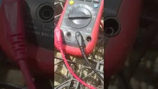 64VOC PV panel , Strom und Spannungsmessung nach {Reparatur} , nach  operation Diodenentfernung 😂🤔👀