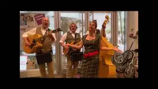 TRAVELING VOICES - MOBILE BAND - flexible Besetzung - Country Roads/Dancing Queen