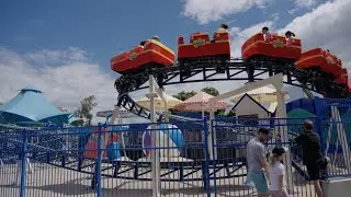 Big Red Boat - Dreamworld - Zamperla - Powered Coaster / Twin Helix
