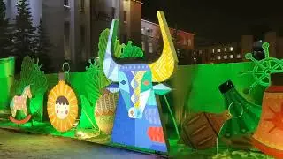 Торговые центры атакованы людьми в центре Якутска. Все товары сметают. Туманный замёрзший город.