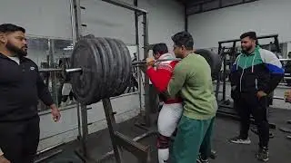 Last rep🔥 Heavy legs workout 200 kg deep squats #youtube #legsworkout #newchannel 