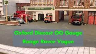 OO gauge Oxford Diecast Vogue Range Rover converted to the Faller Car System
