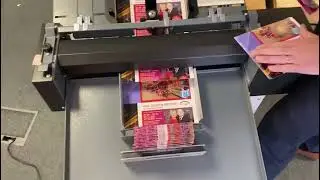 Hand folded mini cards with a single crease using the CreaseStream Auto-feed MkII