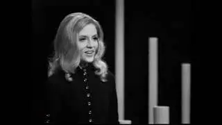 Sigri&eth;ur Ella Magn&uacute;sd&oacute;ttir - L&ouml;g um heilaga Mar&iacute;u.