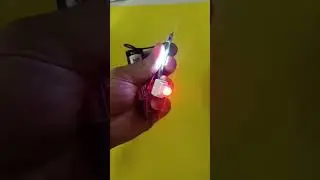 Тестирую этот USB RGB-светодиод &mdash; результаты потрясающие! 🌈✨ #шорты