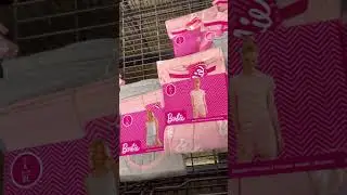 Rennt zu Aldi 😂 #aldi #barbie #barbiefashion #shorts #viral
