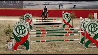 Sara Tenreiro Portugal com J&rsquo;Rouje Parisol
