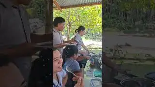 FUNNY FOOD REVIEW