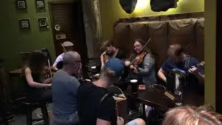 Scottish music at a pub in Glasgow, Scotland 2019