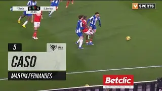 Choque violento de cabe&ccedil;as | FC Porto x Benfica (Ta&ccedil;a de Portugal 25/26)
