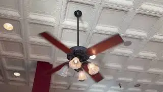 Vintage ceiling fan at a hotel&rsquo;s lobby