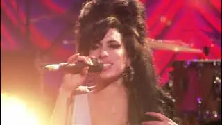 AMY WINEHOUSE LIVE TEARS DRY ON THEIR OWN LONDON 2007 (4K REMASTERED)