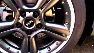 Lease Japan представляет MINI Cooper