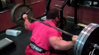 Jose Raymond squats 20 days out from Mr. Olympia