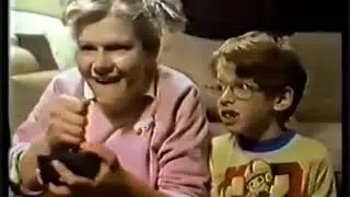 Yar's Revenge Atari 2600 Video Game Ad (1982)