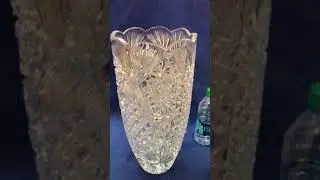 Glass vase ding noise