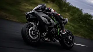 RIDE 5 &ndash; Kawasaki Ninja H2R 2019 | Flat-Out Power at North West 200 | [4K60FPS]