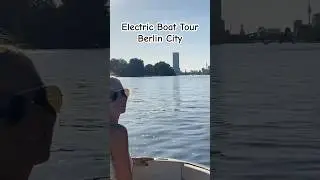Electric Boat Tour in Berlin! Best sightseeing spots 🚤🌊 Floating @SolarYacht Charging Lounge!
