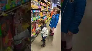 AMAZING GIRLS GOES EASTER TOY SHOPPING AT FRED MEYER PALMER ALASKA #shorts