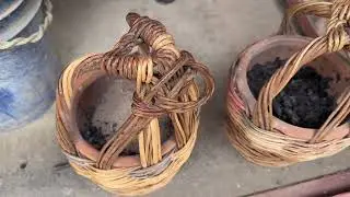 Kashmiri Village Life | Lighting a Kaangri | Winters in Kashmir | Winter Life | Jammu & Kashmir