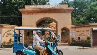 Burdwan women's college টা আজ তোমাদের ঘুরে দেখালাম ।। তোমাদের কিছু প্রশ্নের উত্তর দিলাম ..