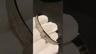 A Close Look of Herm&egrave;s Kelly Diamond Pave White Gold Bracelet