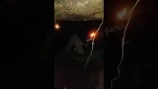 Solo survival in a stone house #survival #bushcraft #hutan #shorts