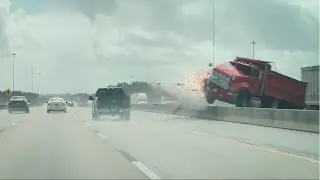LOQUISIMO ACCIDENTE CAPTURADO EN TESLACAM