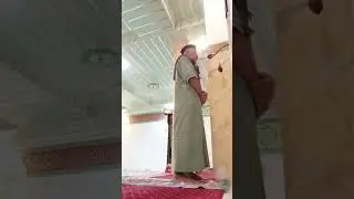 Adzan isya di mesjid baitul makmur kompleks pasar basa Mandonga Kendari Sulawesi Tenggara