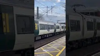 Great Northern Class 387 passes through Stevenage#train #britishrail #britishrailways #greatnorthern