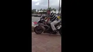 PAPI EN MOTO MARIO ARROYO