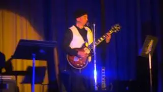 Looking Through the Eyes of Love Medley- Ronnie Exconde Band