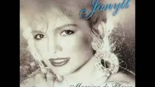 Janyll - La Interprete Dominicana - Me Esta Molestando (Oficial)