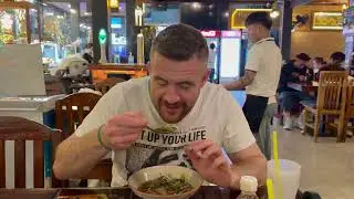Midnight Food in #bangkok 