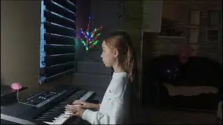 SOFT MOZART Winter Recital 2023-2024 Varya (9) plays Hot Cross Buns