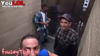 TRoll Mortal Kombat trong thang m&aacute;y