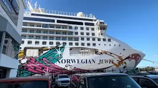 Back in Boston - Disembarking the Norwegian Jewel and Heading for the Homestead
