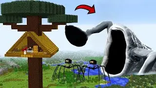 SURVIVING FROM BLOOP SEA AND HOUSE HEAD ARRIVAL 😱 in Minecraft   Gameplay