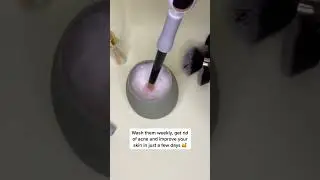 Follow us for more beauty secrets 🤭 #makeup #skincare #acne #beautyhacks #shorts #christmasgift