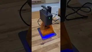 World's most portable laser!... the LaserPecker LP2! #laserpecker #woodworking #lasercutting