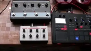 ACID: demo of MAM MB 33 retro (303 clone) with TC Alter Ego X4 & Line6 POD