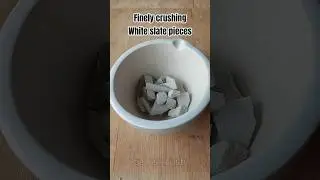 White slate pieces finely crushed into powder #satisfyingvideo #crushingvideo #slatevideos #asmr