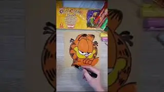 iDessine Garfield avec la gouache solide PLAYCOLOR