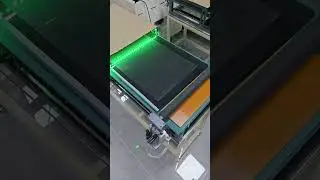 Polarizer film bonding machine