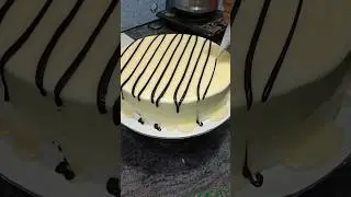 2kg white truffle cake design for fresh cream cake