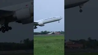 Turkish Airlines | Boeing-777 | TakeOff | #shorts #trending #viralshorts #aviation #turkish #turkey