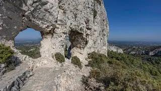 Frankreich TTour 2023   Film 9  Chaîne-des-Alpilles: Von Glanum zum Rocher-Deux-Trous 4K