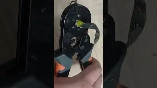 Crimping shoelaces with a wire crimper! Genius life hack!