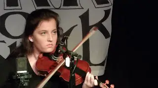 Caoimhe  Flannery - 38th Cork Folk Festival - An Spailpin Fánach , Cork,Ireland. 01.10.17.