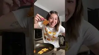 Hot cakes en forma de muelita para mi novio dentista